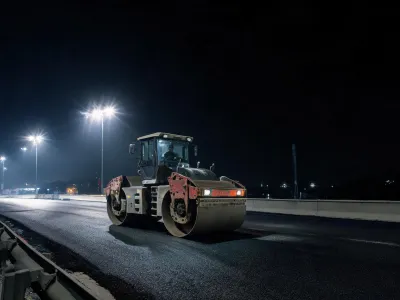 Tandem roller night paving